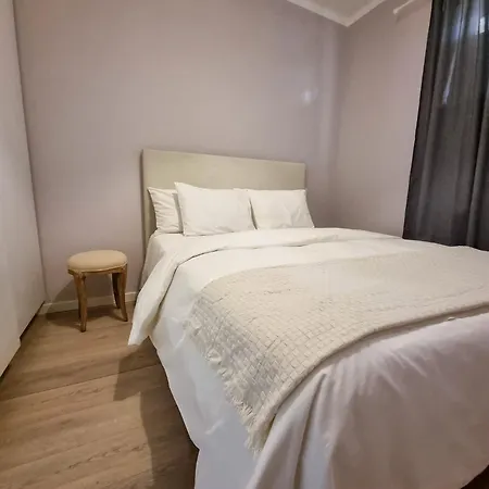 Lcf - 2 Bedroom With Private Bbq Garden