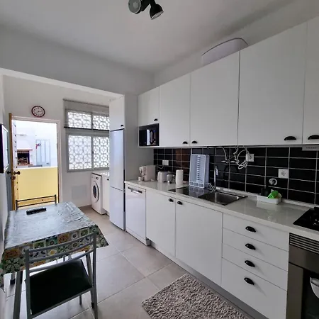 Apartmán Lcf - 2 Bedroom With Private Bbq Garden *